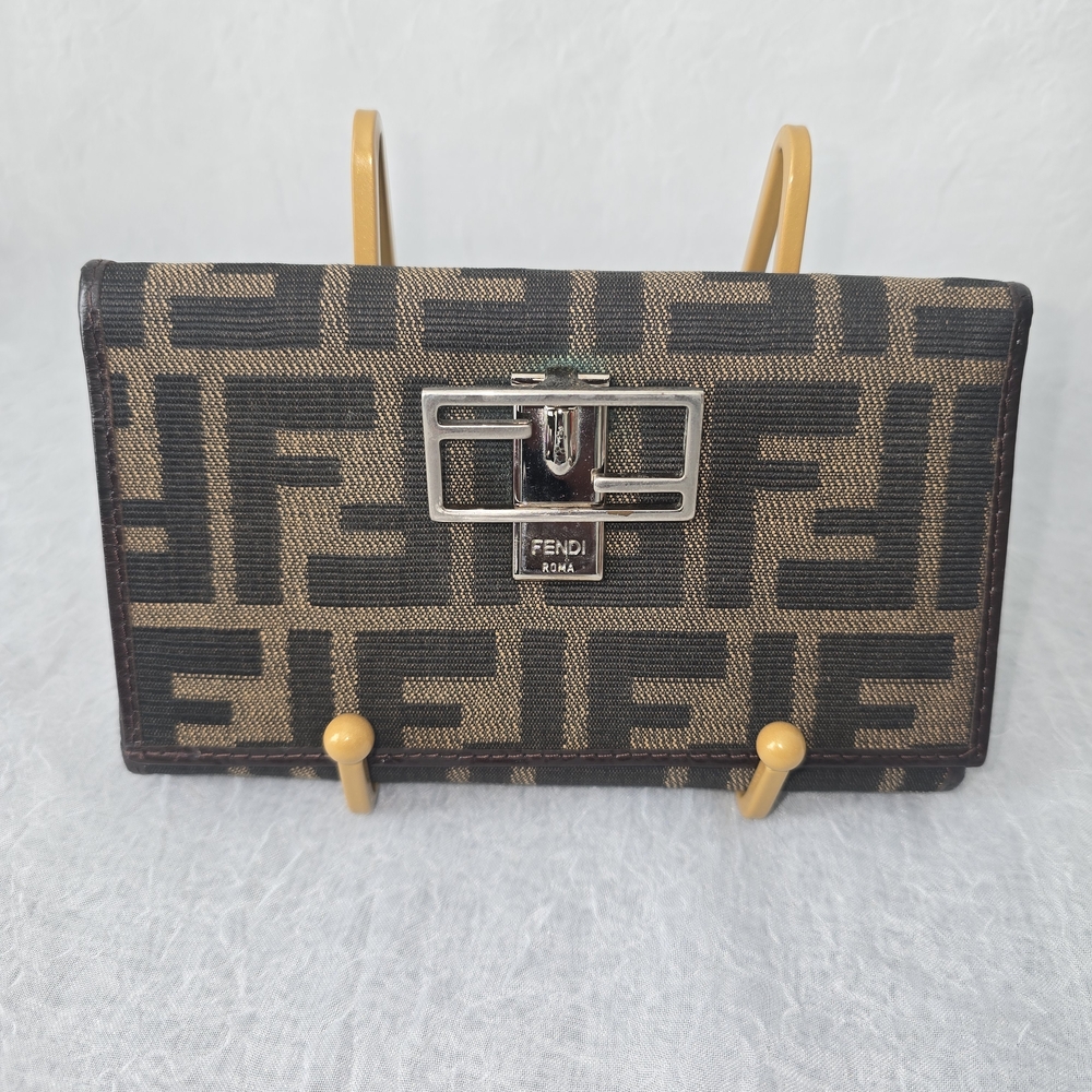 Fendi Wallet - Picture 3 of 11